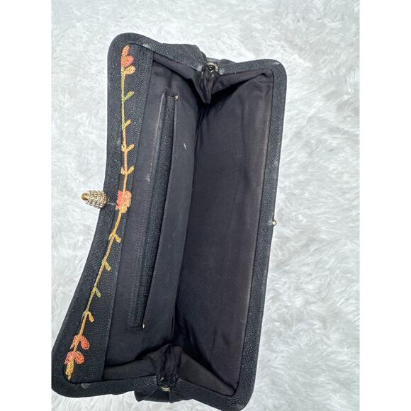 Vintage 50's-60's Black Embroidered Floral Clutch Purse with Gold Clasp formal - Picture 11 of 11